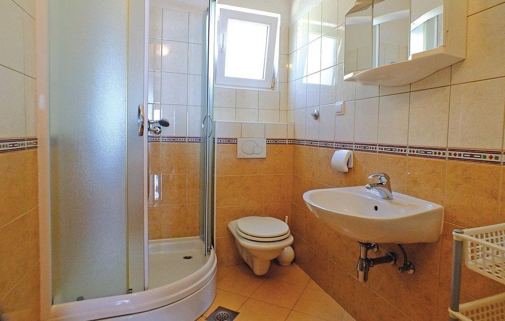 Apartma 2 Bedroom Cozy In Makarska