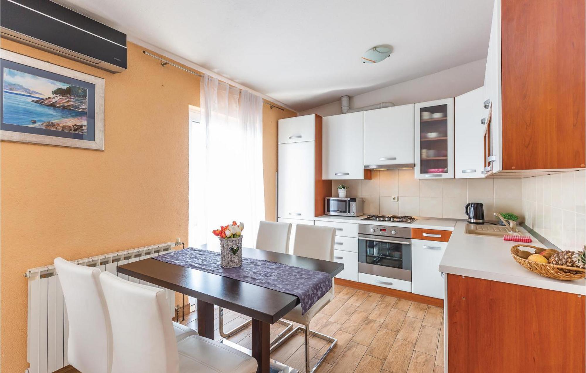 2 Bedroom Cozy In *