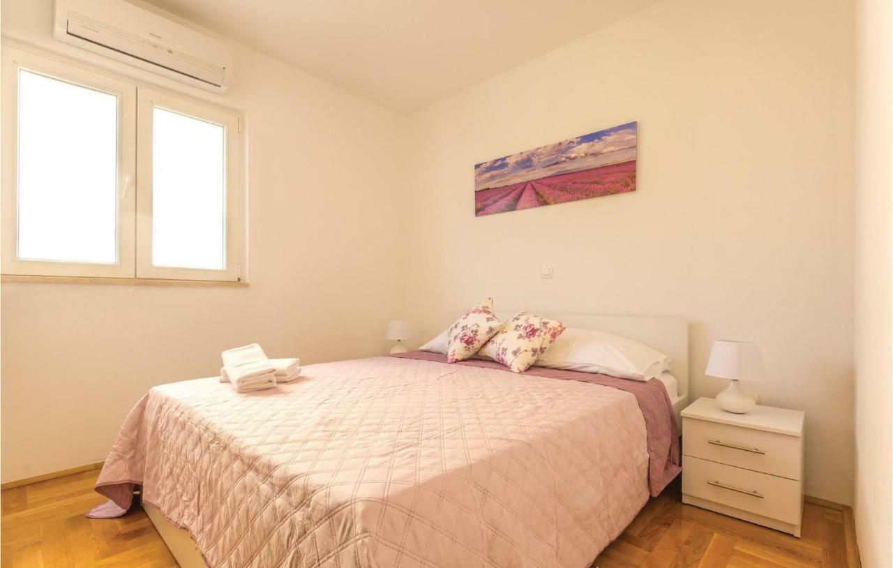 2 Bedroom Cozy In *